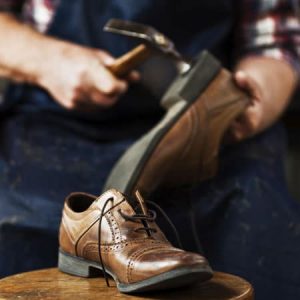 shoe repair chadstone